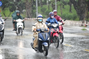 Thời tiết TP. HCM: Mưa dông diện rộng do hoàn lưu bão số 5