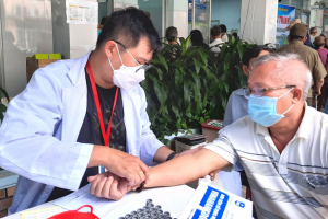 TP. HCM: Người trên 60 tuổi được miễn phí khám sức khỏe định kỳ 1 lần/năm