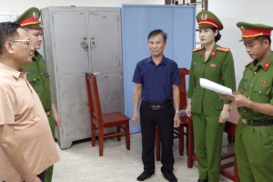 Bắt khẩn cấp ông Cao Tiến Đoan - Chủ tịch Tập đoàn Đông Á