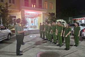 Công an tỉnh Quảng Ninh tăng cường kiểm tra điều lệnh trong dịp nghỉ lễ Quốc khánh 2/9