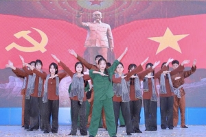 Hội thi văn nghệ chào mừng kỷ niệm 80 năm Cách mạng Tháng Tám và Quốc khánh 2/9