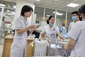 Bộ Y tế yêu cầu luân chuyển nhân lực về tuyến xã để bảo đảm hoạt động y tế cơ sở
