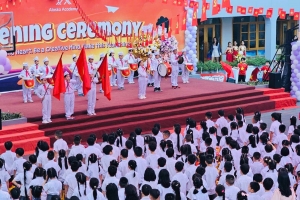 Hàng triệu học sinh trên cả nước nô nức khai giảng năm học mới 2025-2026