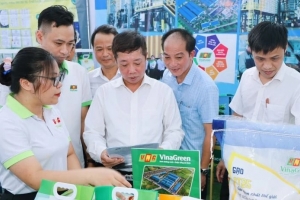 Khai mạc phiên chợ giới thiệu nông sản thực phẩm an toàn năm 2025 tại xã Hoằng Hóa