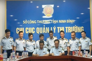 Quản lý thị trường Ninh Bình: Đề cao trách nhiệm người đứng đầu trong thực thi công vụ