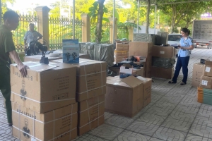 Hà Nội: Tạm giữ hơn 1.800 quạt tích điện và phụ kiện không rõ nguồn gốc