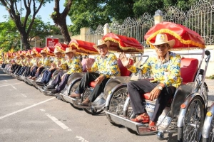 Cái mới về thương hiệu du lịch trên tour xích lô tại trung tâm thành phố biển Đà Nẵng
