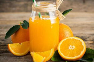 Cẩn trọng khi uống nước cam: Lượng đường tự nhiên cao không kém soda