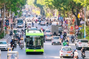 Đẩy mạnh lộ trình giao thông xanh: Hỗ trợ tài chính, kiểm soát khí thải và phát triển hạ tầng