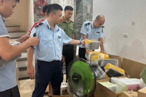 Bán mỹ phẩm, thực phẩm không rõ nguồn gốc: Công ty MCS bị phạt 32 triệu đồng