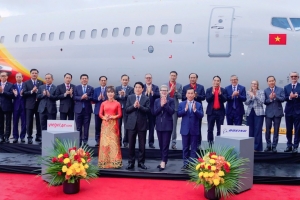 Chủ tịch nước Lương Cường chứng kiến bàn giao tàu bay Boeing đầu tiên cho Vietjet