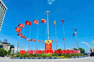 Rực rỡ cờ hoa chào mừng Đại hội Đảng bộ tỉnh Quảng Ninh lần thứ XVI