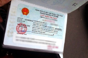 Giảm thời gian cấp Giấy miễn thị thực từ 2 ngày xuống còn 1 ngày