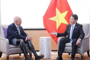 Chủ tịch nước Lương Cường tiếp các nghị sĩ Hoa Kỳ