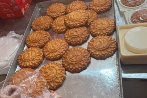 Đà Nẵng: Phát hiện gần 10.000 bánh Trung thu không rõ nguồn gốc, hơn 6.000 bánh kẹo hết hạn