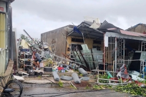 Lốc xoáy trong bão số 10: Hiện tượng khó dự báo, chỉ có thể cảnh báo nguy cơ
