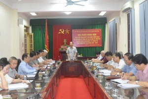 Hội thảo khoa học phản biện Nghị quyết ban hành chính sách thu hút bác sĩ trình độ cao