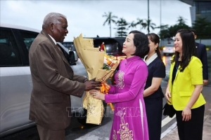 Chủ tịch Quốc hội Cuba đến Hà Nội, bắt đầu thăm chính thức Việt Nam