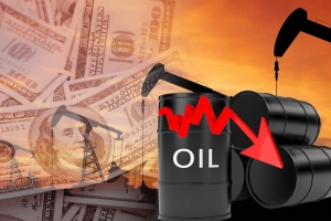 Giá xăng dầu hôm nay 3/10: Tiếp tục giảm hơn 2%