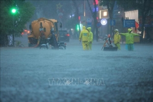 Ứng phó bão số 11: Hà Nội kích hoạt các biện pháp tiêu thoát nước, phòng chống úng ngập