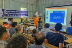 Phát huy sức mạnh tổng hợp trong tuyên truyền, bảo vệ an toàn lưới điện và an ninh địa phương