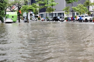 Bộ Công Thương ban hành công điện khẩn ứng phó với mưa lũ lớn do hoàn lưu bão số 11 gây ra