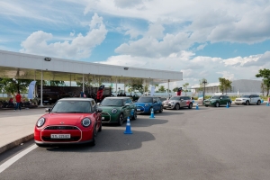 THACO AUTO tổ chức sự kiện trải nghiệm Minifest dành cho khách hàng tại TP. Hồ Chí Minh.