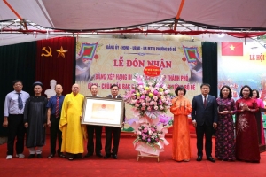 Phường Bồ Đề đón nhận Bằng xếp hạng di tích lịch sử cấp Thành phố đình - chùa Cầu Bạc