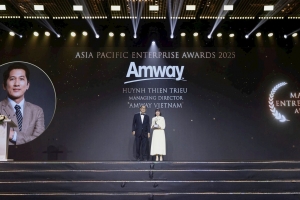 Tổng Giám đốc Amway Việt Nam nhận giải thưởng Doanh nhân xuất sắc châu Á 2025