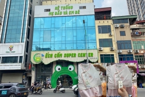Tiếp tục ghi nhận những bất thường về hàng hóa tại cửa hàng mẹ và bé Ếch Cốm