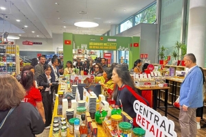 “Ngày Việt Nam tại Pháp” khai mạc tại Paris: Cơ hội đưa hàng Việt vào phân khúc tiêu dùng cao cấp châu Âu