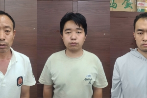 Triệt phá đường dây tuồn hàng thể thao giả từ Trung Quốc về Việt Nam