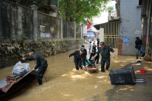 Nước lũ rút, nhưng vẫn còn 59 sự cố đê điều tại Thái Nguyên, Bắc Ninh và Hà Nội
