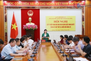 Đoàn ĐBQH tỉnh Quảng Ninh lấy ý kiến tham gia vào dự án Luật Báo chí (sửa đổi) và Luật Viên chức (sửa đổi)