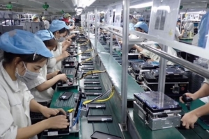 Kim ngạch xuất nhập khẩu năm 2025 có thể cán mốc 900 tỷ USD