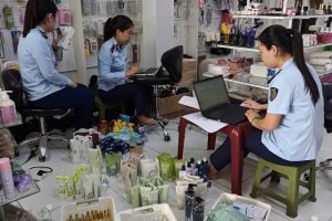 Quảng Trị liên tiếp phát hiện nhiều cơ sở kinh doanh mỹ phẩm nhập lậu