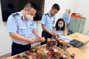 Ngành QLTT Hà Nội xử phạt hơn 4,8 tỷ đồng vi phạm an toàn thực phẩm dịp Tết Trung thu