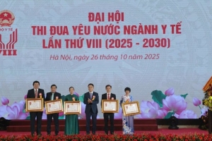 Phó Thủ tướng Lê Thành Long: Giữ vững y đức, ứng dụng công nghệ vì sức khỏe Nhân dân