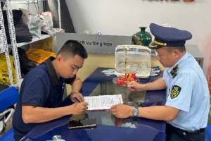 Quảng Ngãi: 1 tháng, 1 đội quản lý thị trường phát hiện 5 vụ giả mạo nhãn hiệu hàng hoá