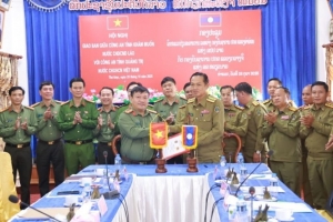 Công an 2 tỉnh Quảng Trị và Khăm Muồn tăng cường hợp tác đảm bảo an ninh trật tự