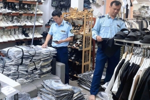 Phát hiện cơ sở kinh doanh thời trang giả mạo nhãn hiệu nổi tiếng tại Quảng Trị