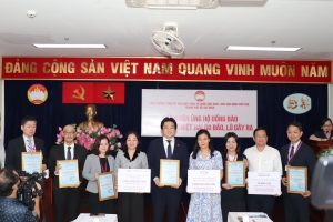 Tập đoàn AEON ủng hộ hơn 4,6 tỷ đồng cho người dân bị ảnh hưởng bởi bão Matmo và Bualoi
