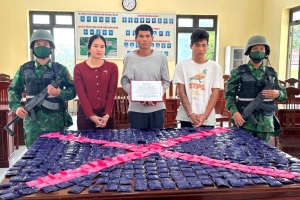 Bắt giữ 3 đối tượng vận chuyển 100.000 viên ma túy tổng hợp