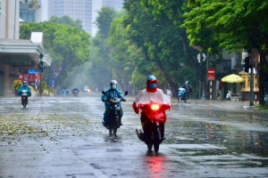 Dự báo thời tiết 30/10: Bắc Bộ mưa rải rác, Trung Bộ và Nam Bộ mưa dông cục bộ