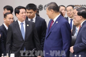 Chủ tịch nước Lương Cường gặp Tổng Bí thư, Chủ tịch nước Trung Quốc Tập Cận Bình