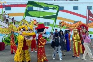 Quảng Ninh xúc tiến trọng điểm, mở rộng không gian du lịch