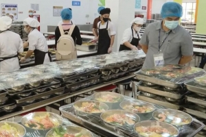 Siết chặt An toàn thực phẩm học đường: Bộ Y tế yêu cầu người đứng đầu chịu trách nhiệm về bếp ăn tập thể