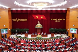 Lựa chọn nhân sự giới thiệu tham gia Bộ Chính trị, Ban Bí thư khóa XIV