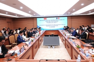 Tăng cường hợp tác thực chất trên nhiều lĩnh vực giữa Việt Nam và Cộng hòa Pháp