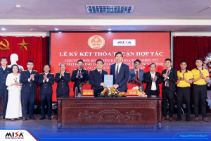 Thuế tỉnh Ninh Bình và MISA hợp tác hỗ trợ hộ kinh doanh chuyển từ thuế khoán sang kê khai thuế